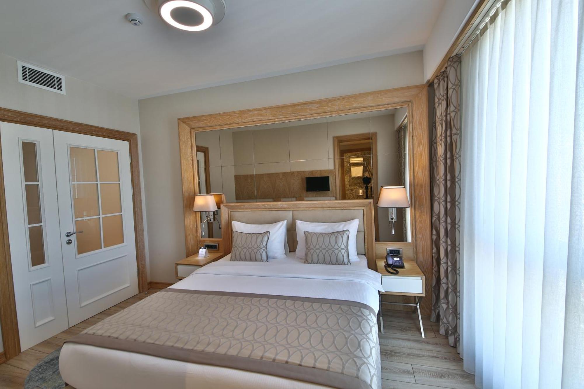 Bof Hotels Ceo Suites Atasehir Istanbulská provincie Exteriér fotografie